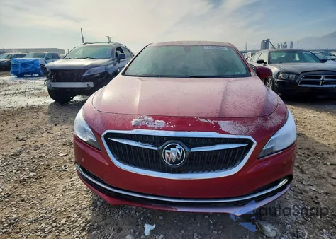 2018 Buick Lacrosse Essence z USA, uszkodzony, nr VIN 1G4ZP5SS4JU110067